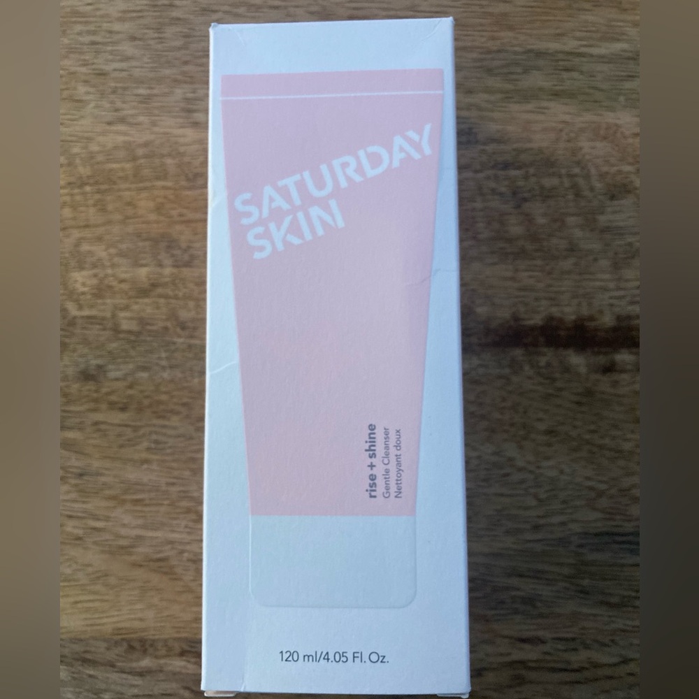 NWT Saturday Skin Rise + Shine Gentle Cleanser